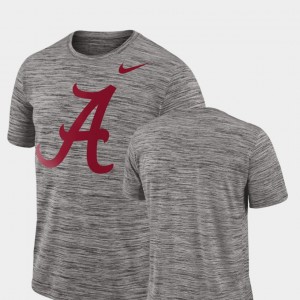 Mens Charcoal Alabama Crimson Tide Performance 2018 Player Travel Legend T-Shirt 145721-819